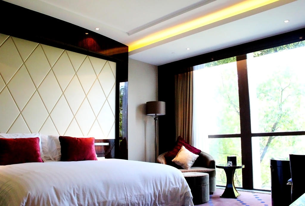 New Century Grand Hotel Nanxun Huzhou Zimmer foto